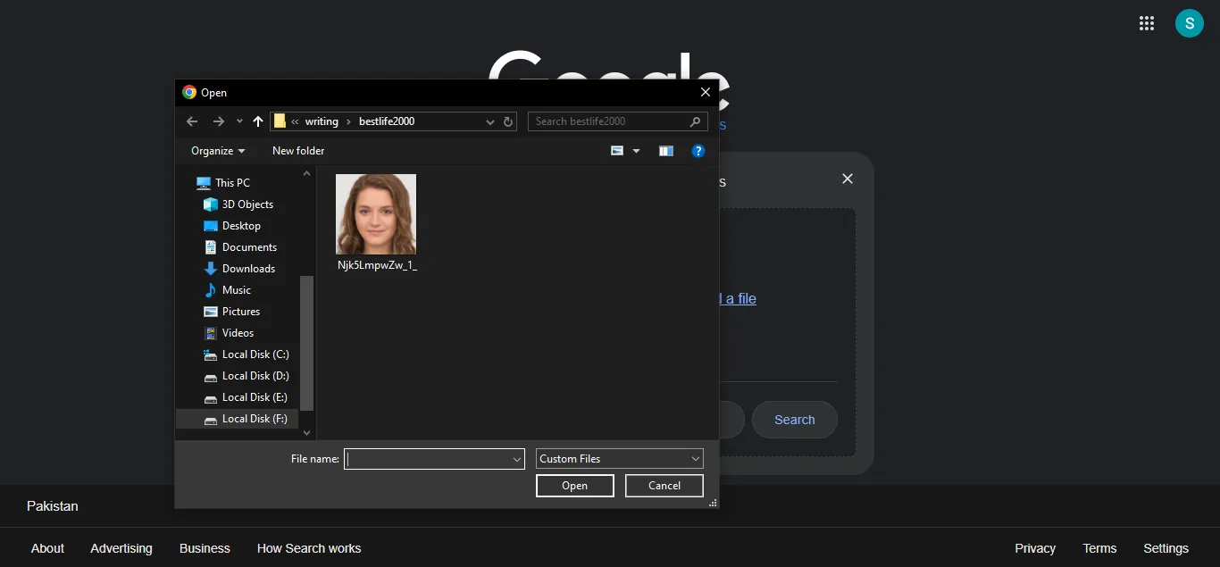 Google Images search results display